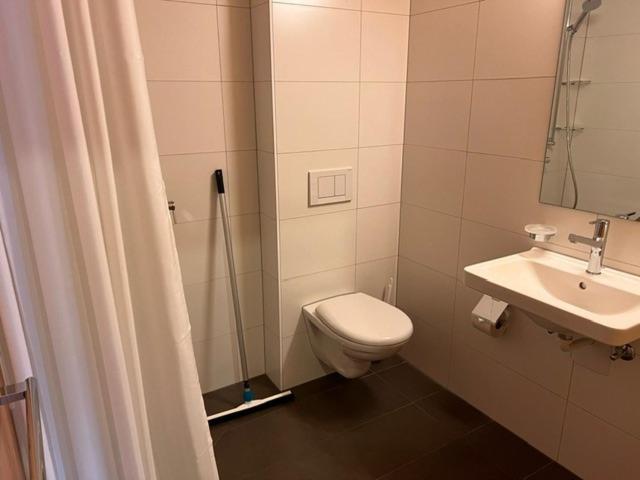 Nova Casa Spinatscha Sedrun Hostel Szoba fotó