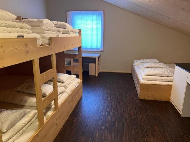 Nova Casa Spinatscha Sedrun Hostel Szoba fotó